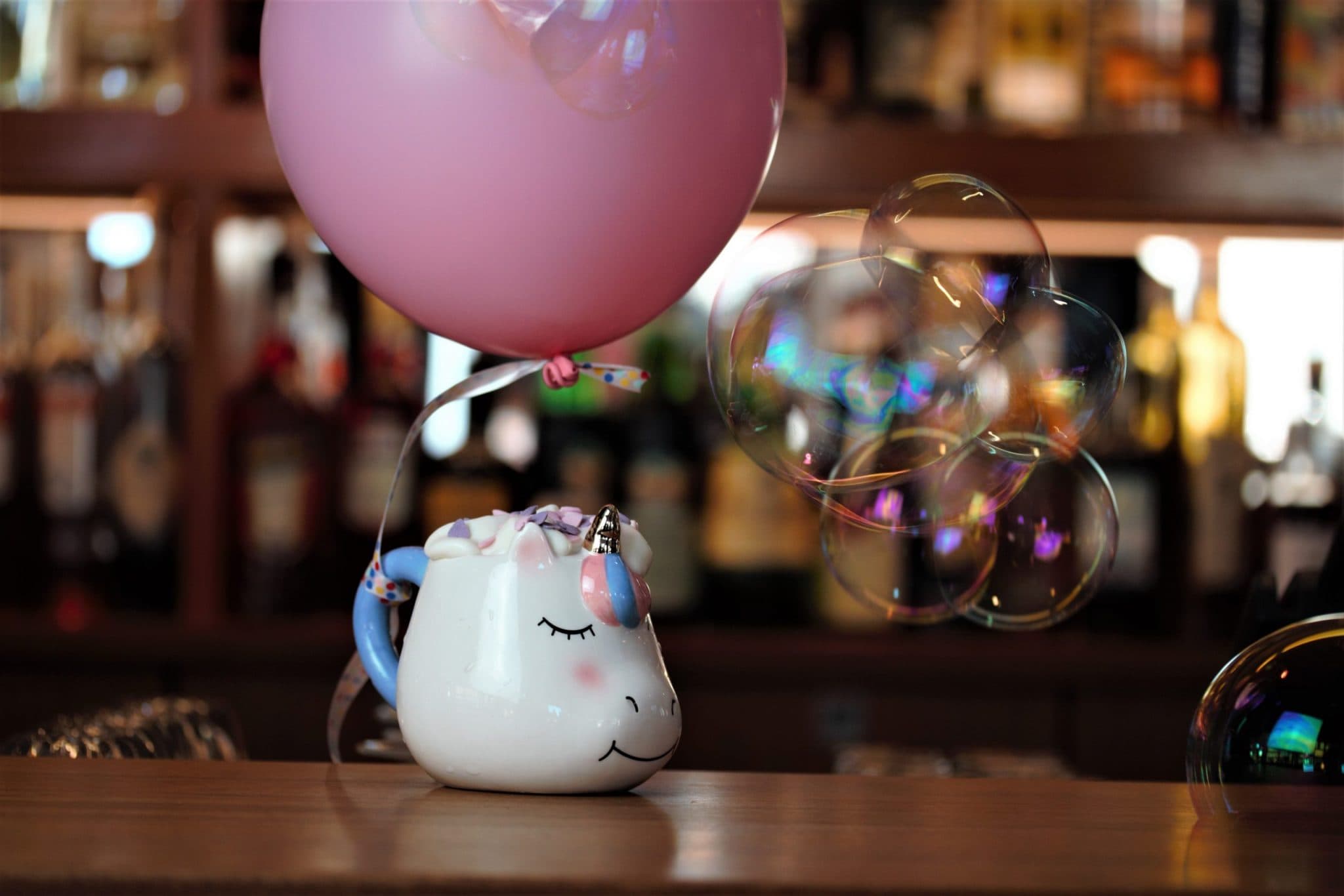 Avalons majestätiska drinkmeny och längtan till en normal tillvaro